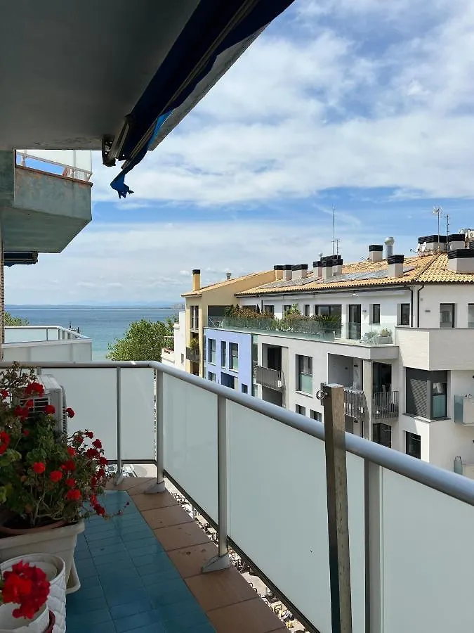 Moderno Y Amplio Apartamento En El Centro De Roses Apartment