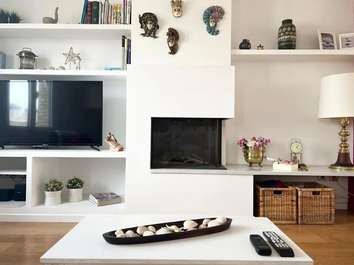 Moderno Y Amplio Apartamento En El Centro De Roses Apartment 0*,  Spain
