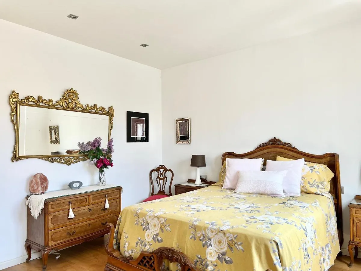 Moderno Y Amplio Apartamento En El Centro De Roses Apartment Spain