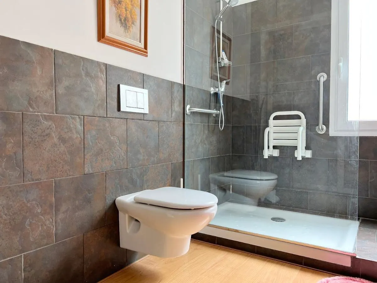 Moderno Y Amplio Apartamento En El Centro De Roses Apartment